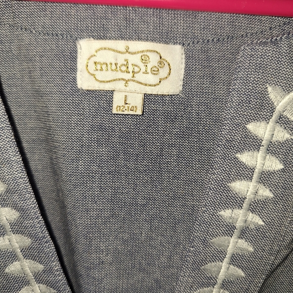Mudpie Chambray Embroidered Shift Dress. Preppy, Classic - Picture 3 of 5